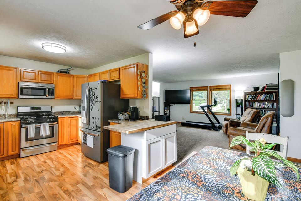 House (3 Bedrooms) | Interior