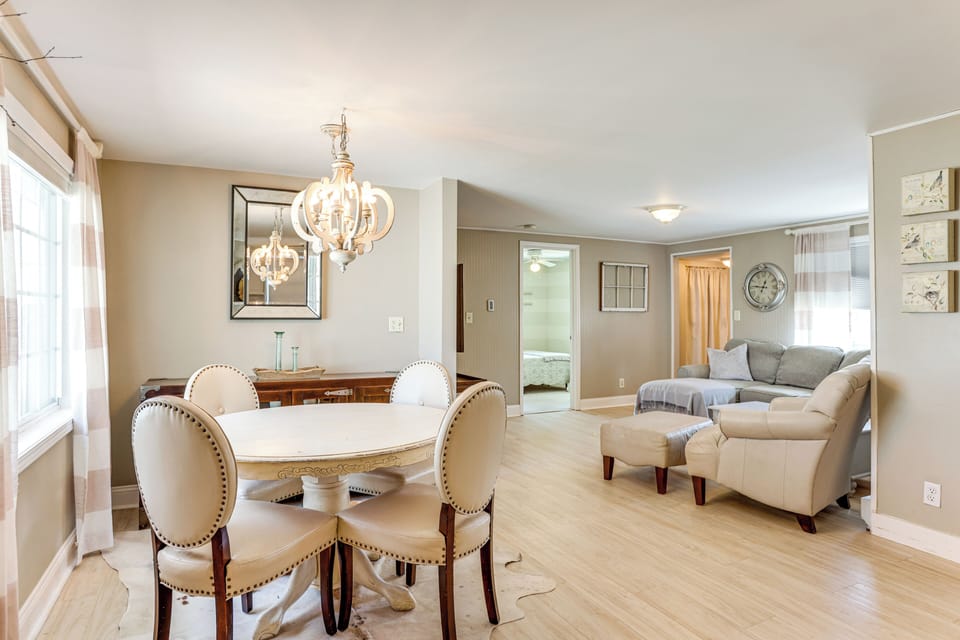 House (3 Bedrooms) | Interior