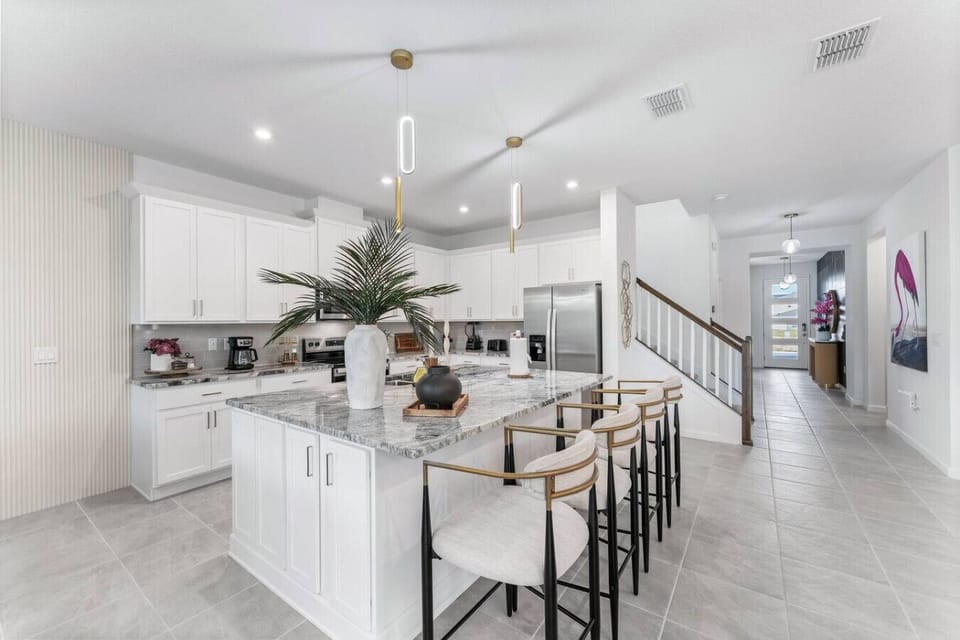 BREAKFAST BAR ISLAND #Disney #Parks #kingdom #springs #Lake #resort #Apartment #Vacation #Rental #waterpark #Kissimmee #Orlando #universal #citywalk #Solara #FlowRide #surfsimulator