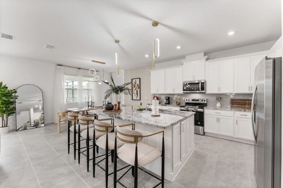 BREAKFAST BAR ISLAND #Disney #Parks #kingdom #springs #Lake #resort #Apartment #Vacation #Rental #waterpark #Kissimmee #Orlando #universal #citywalk #Solara #FlowRide #surfsimulator