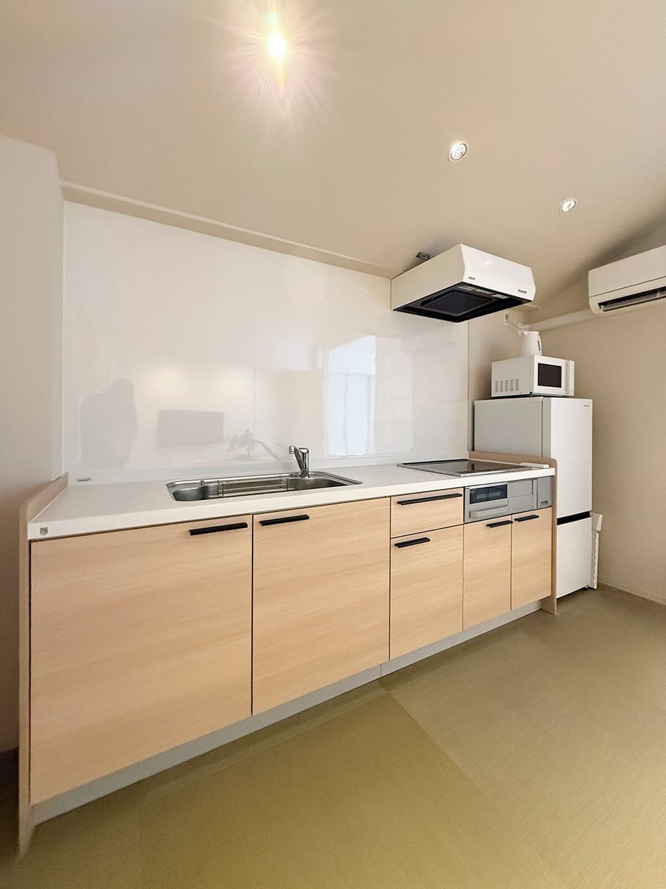 Luxury Apartment | Private kitchen | Electric kettle