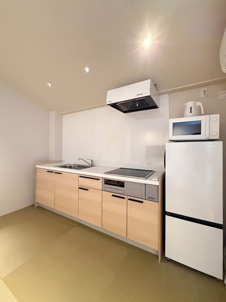 Luxury Apartment | Private kitchen | Electric kettle