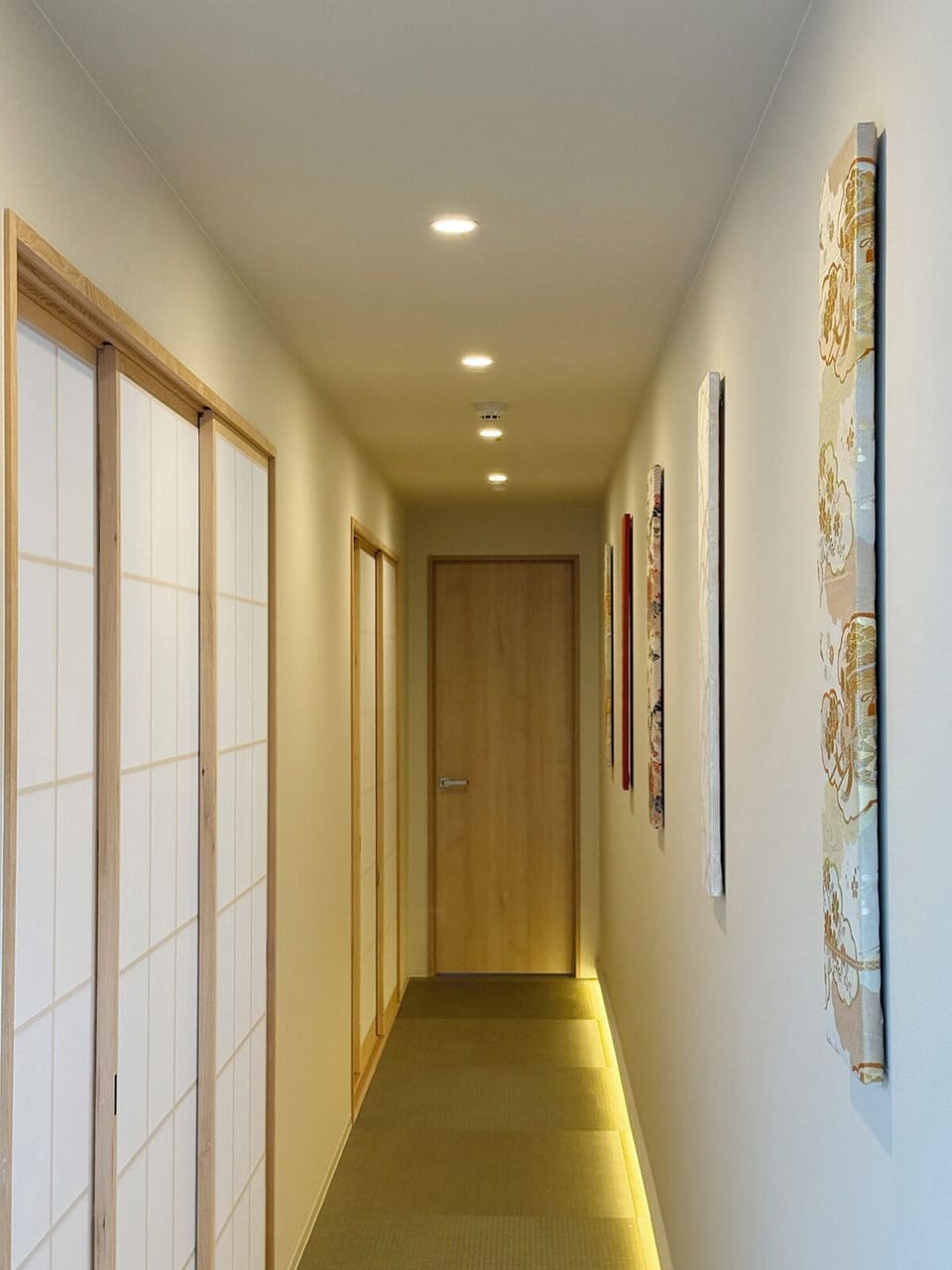 Luxury Apartment | Iron/ironing board, WiFi (free)