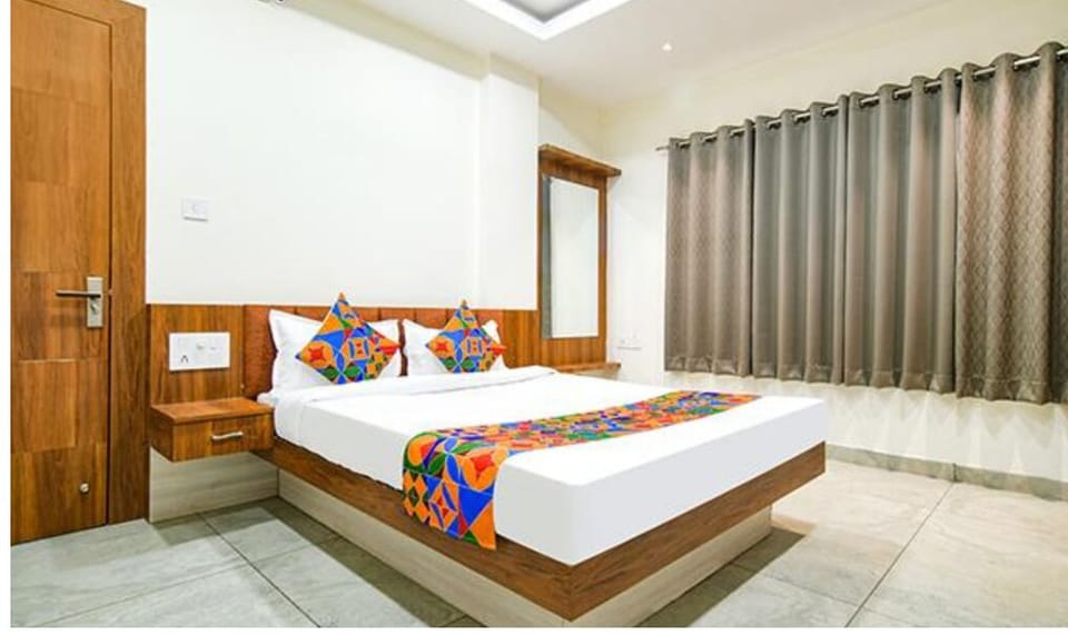 Deluxe Double Room | Desk, laptop workspace, WiFi (free)