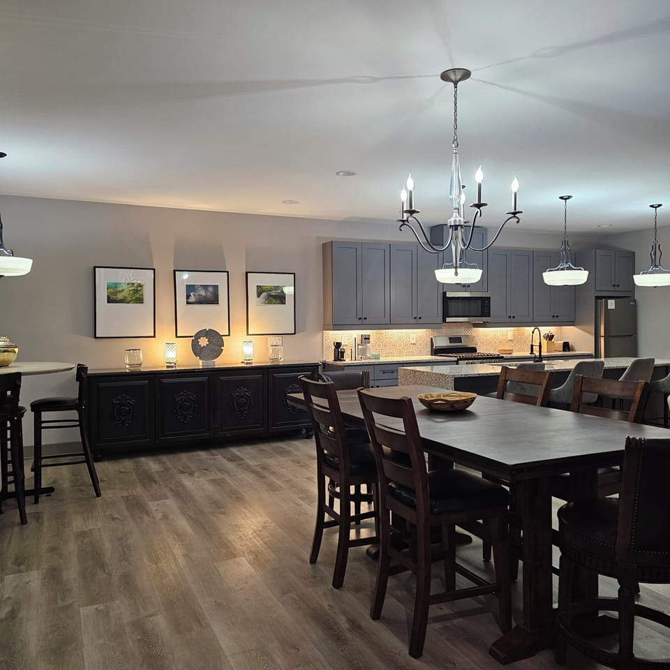 Dining table seats 6-8