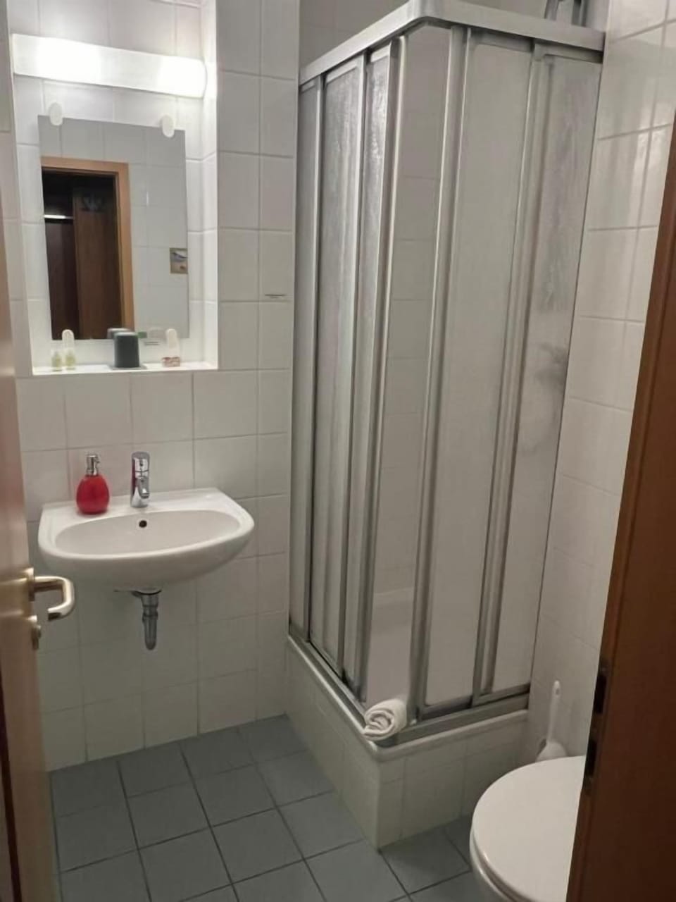 Shower, towels, soap, shampoo