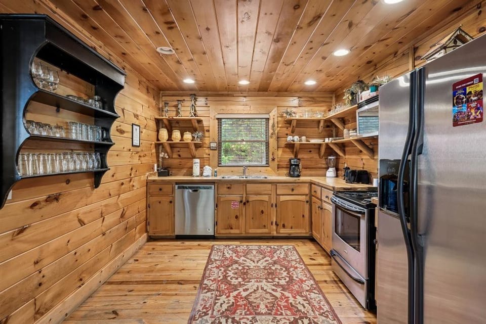 14-Kitchen