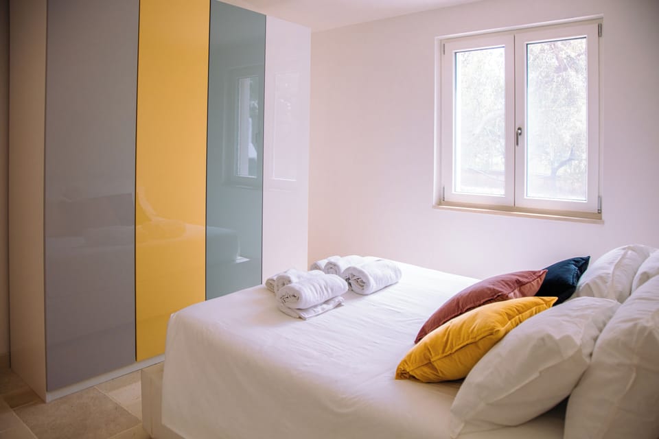 Luxury Villa, Garden View | Down comforters, memory foam beds, desk, laptop workspace