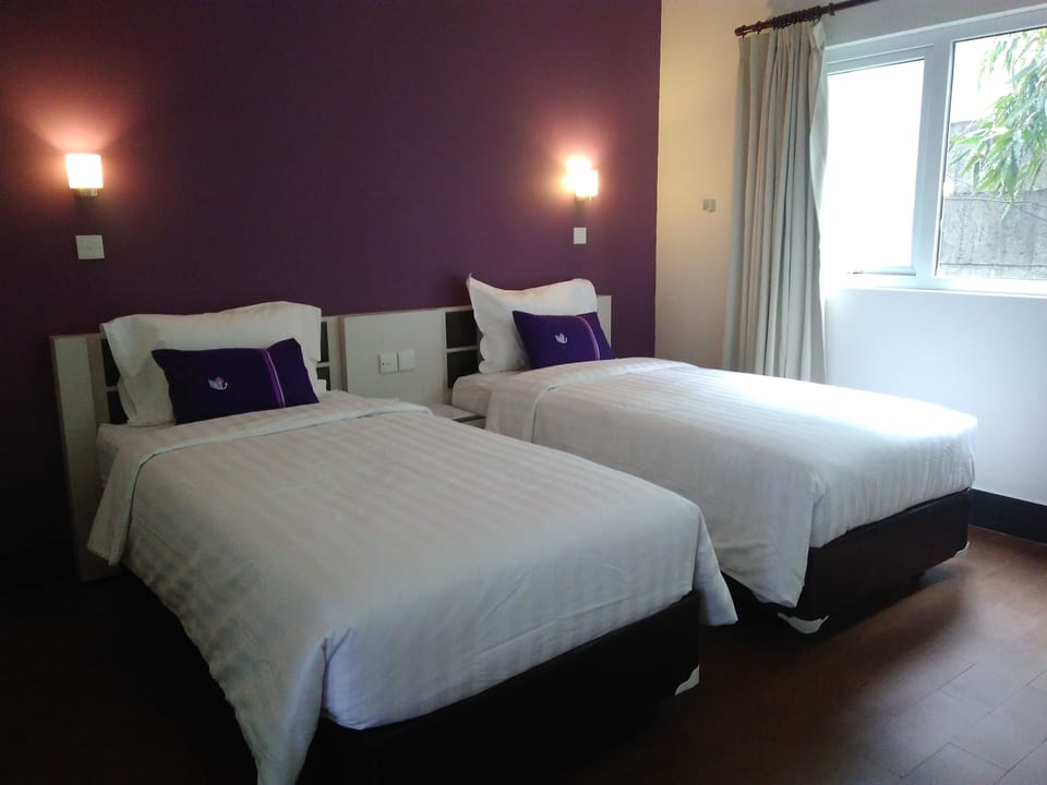 New Deluxe Room | Desk, iron/ironing board, free WiFi
