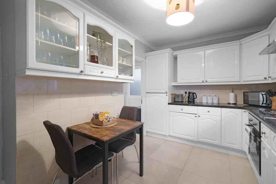 Family House, Patio | Private kitchen | Electric kettle