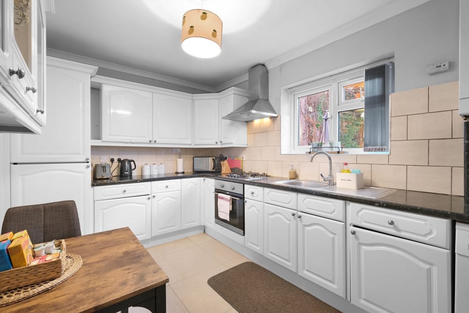 Family House, Patio | Private kitchen | Electric kettle