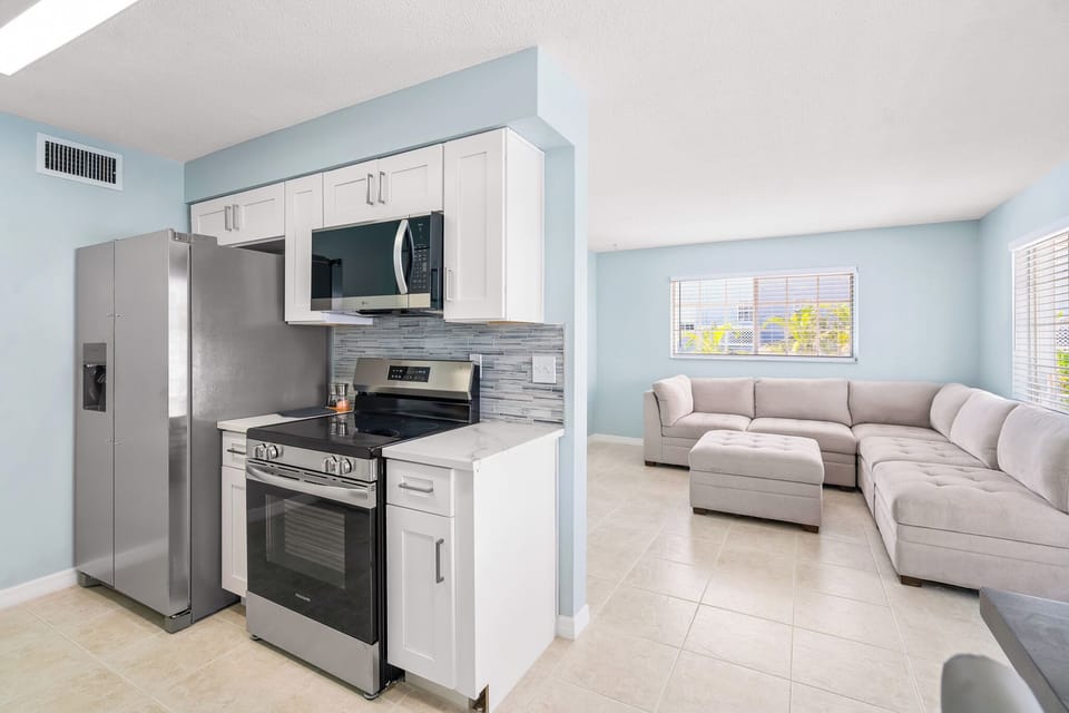 Coastal Boutique's newly remodeled unit 4 offers two bedrooms, a full bath, full kitchen and in-unit laundry.