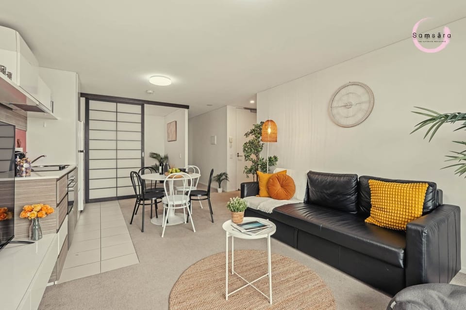 Living Area 2