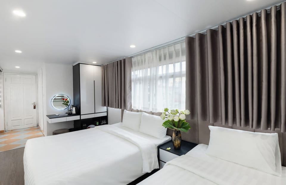 Deluxe Triple Room, City View | Free WiFi