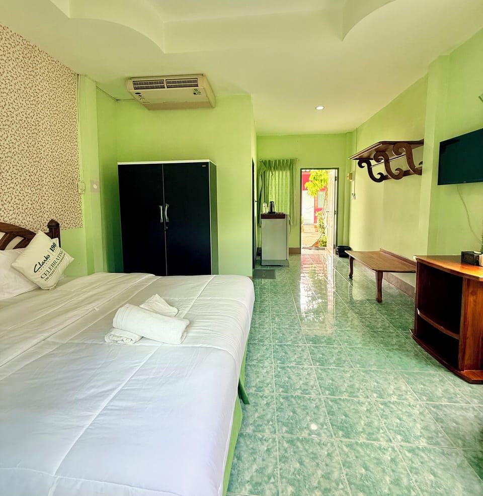 Standard Single Room | Free WiFi