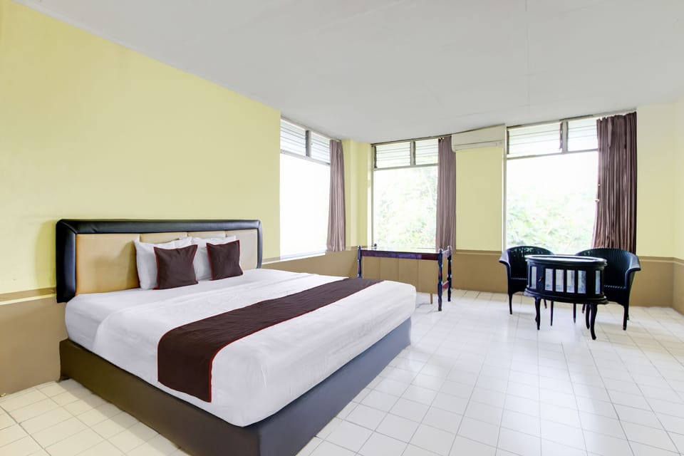 Standard Suite, 1 Double Bed | Desk, soundproofing, free WiFi, bed sheets