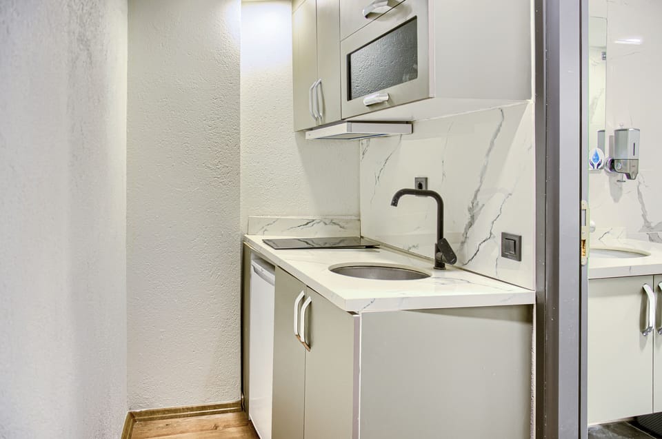 Comfort Double Room | Desk, laptop workspace, free WiFi
