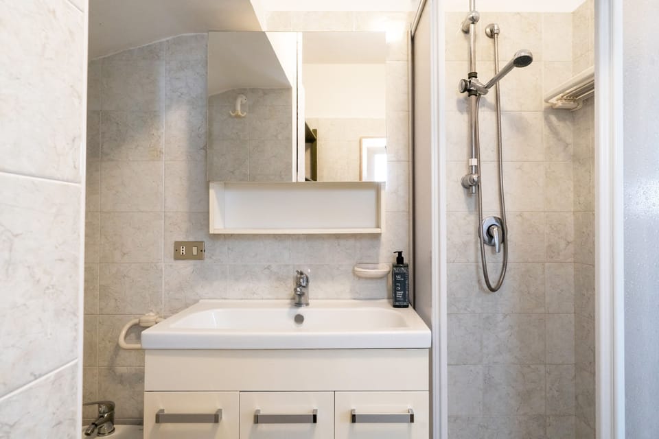 House | 1 bedroom