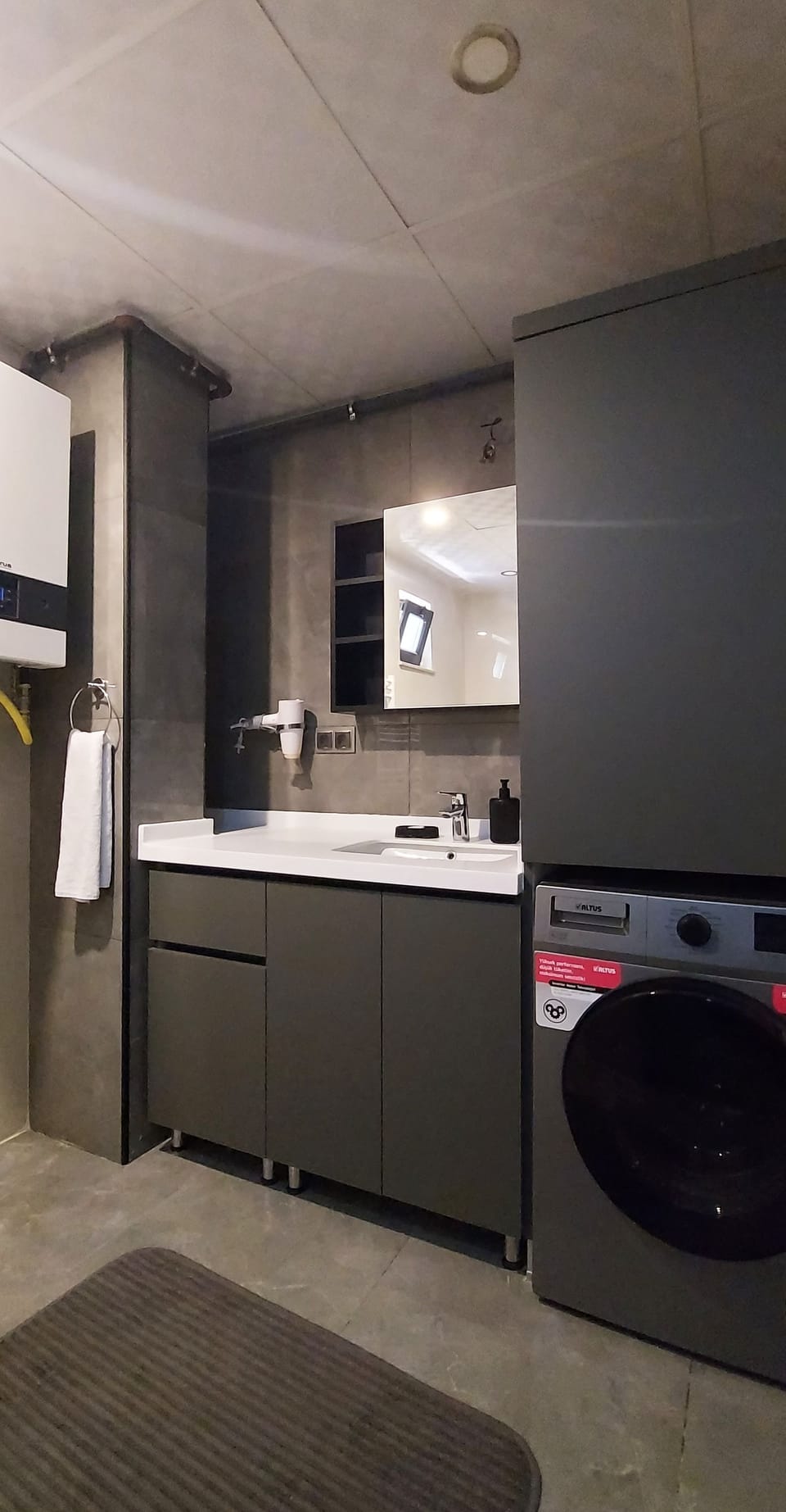 House, Smoking | 2 bedrooms, Internet