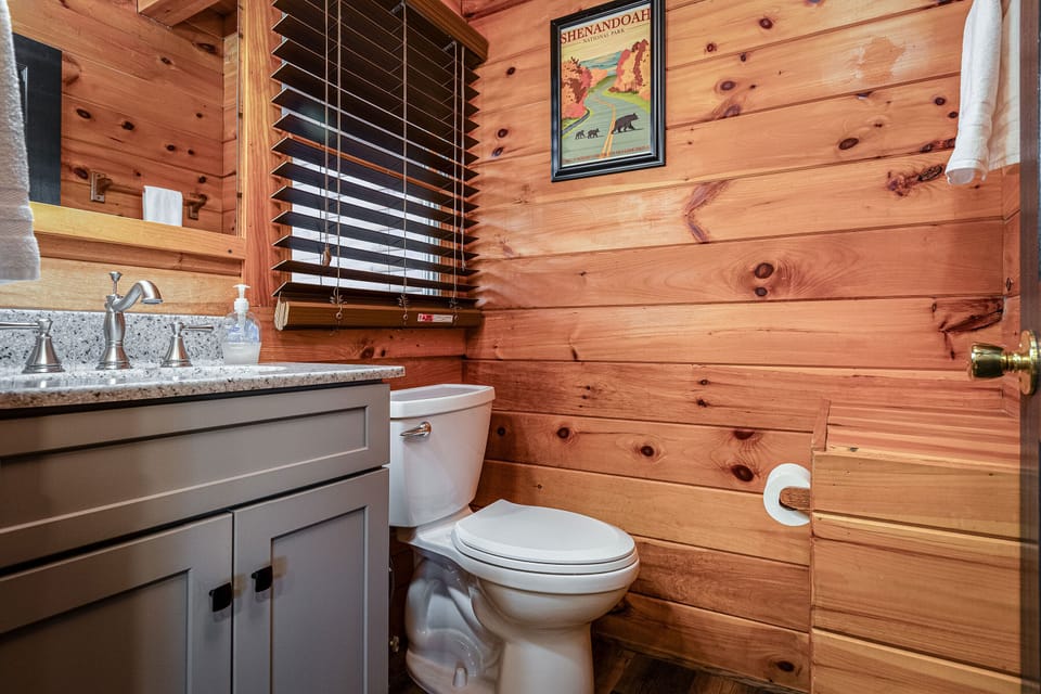 Entrance Bathroom 