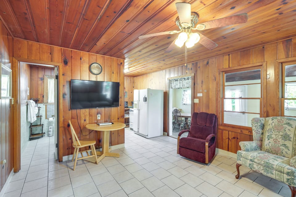 House (2 Bedrooms) | Interior