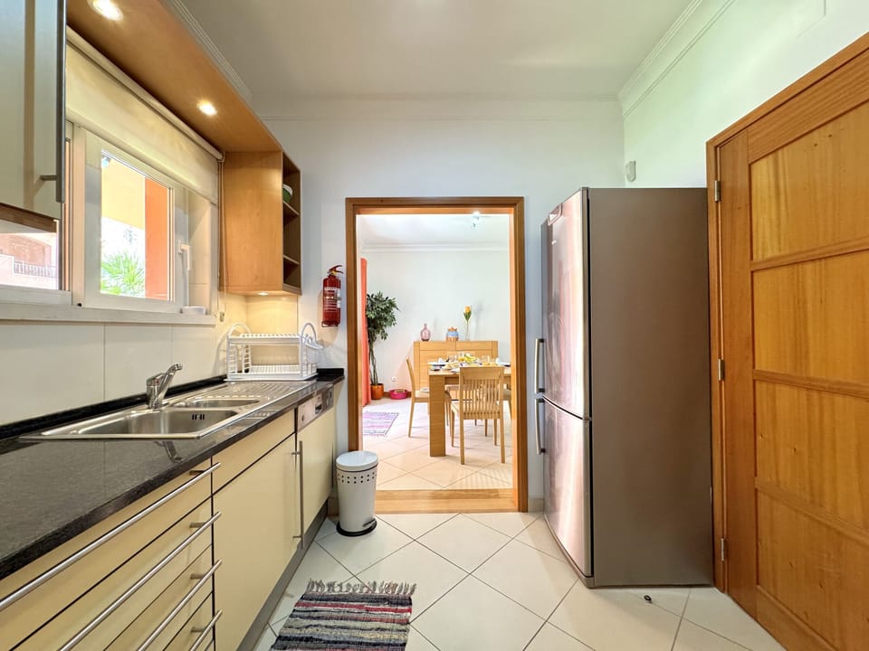 Microwave, oven, coffee/tea maker, toaster