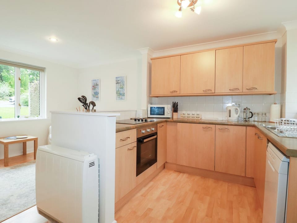 Fridge, microwave, toaster, cookware/dishes/utensils