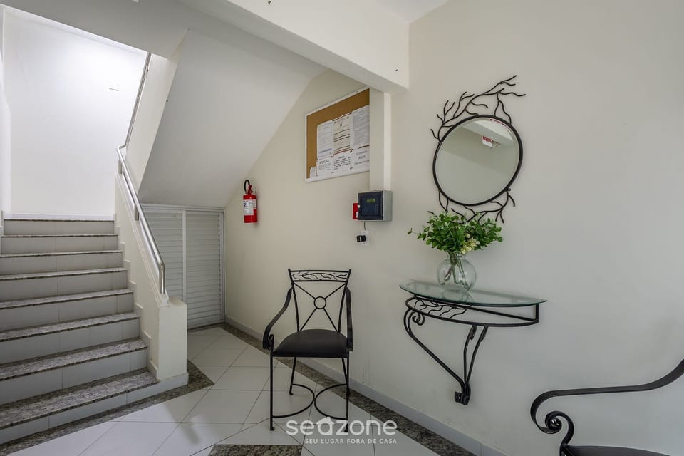 Basic Apartment | Interior