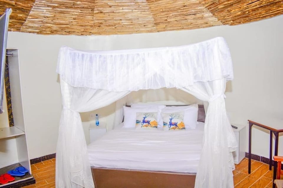 Deluxe Single Room, Garden View | Free WiFi, bed sheets