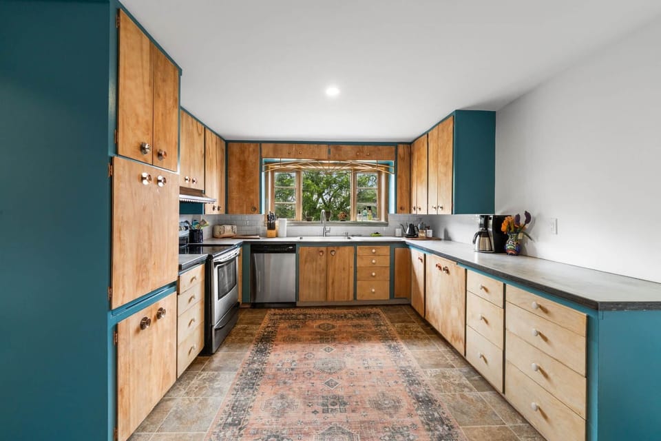 Kitchen with rug