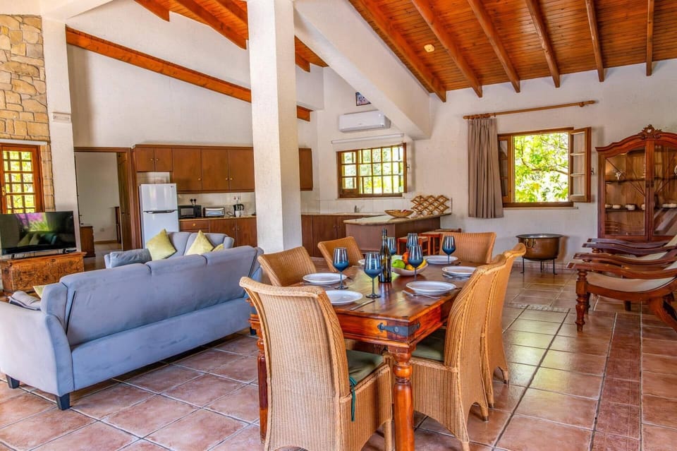 Villa Olive Grove 1 image