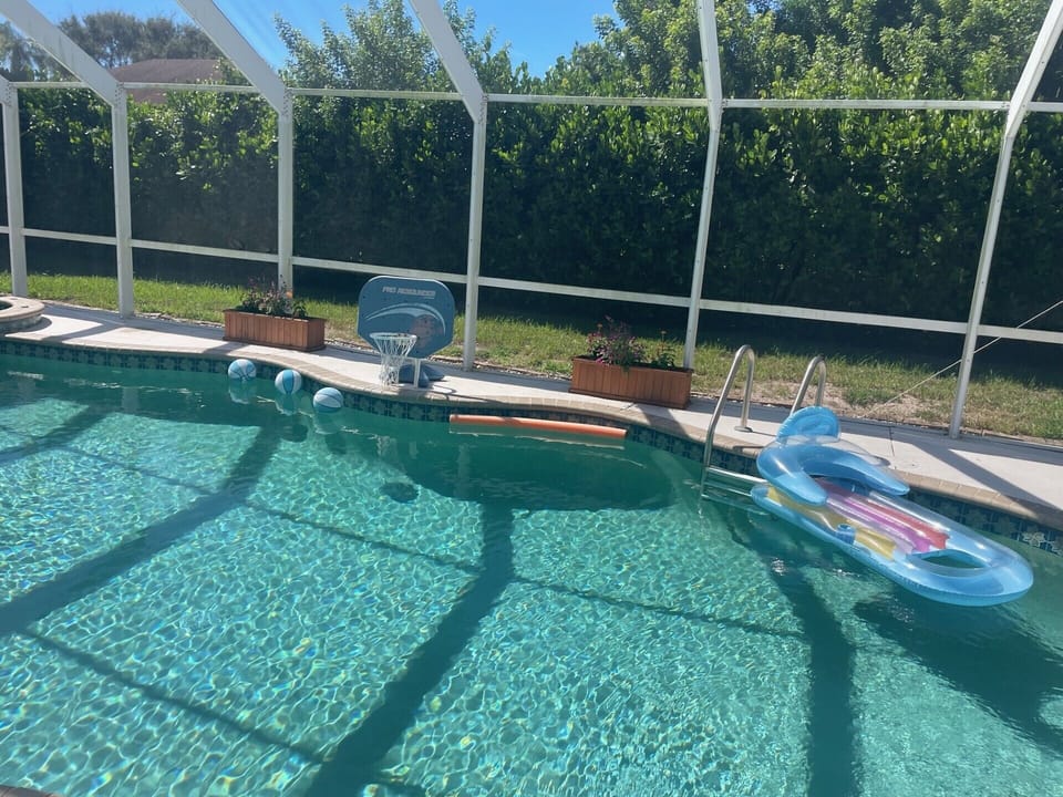 Private pool and fenced in backyard