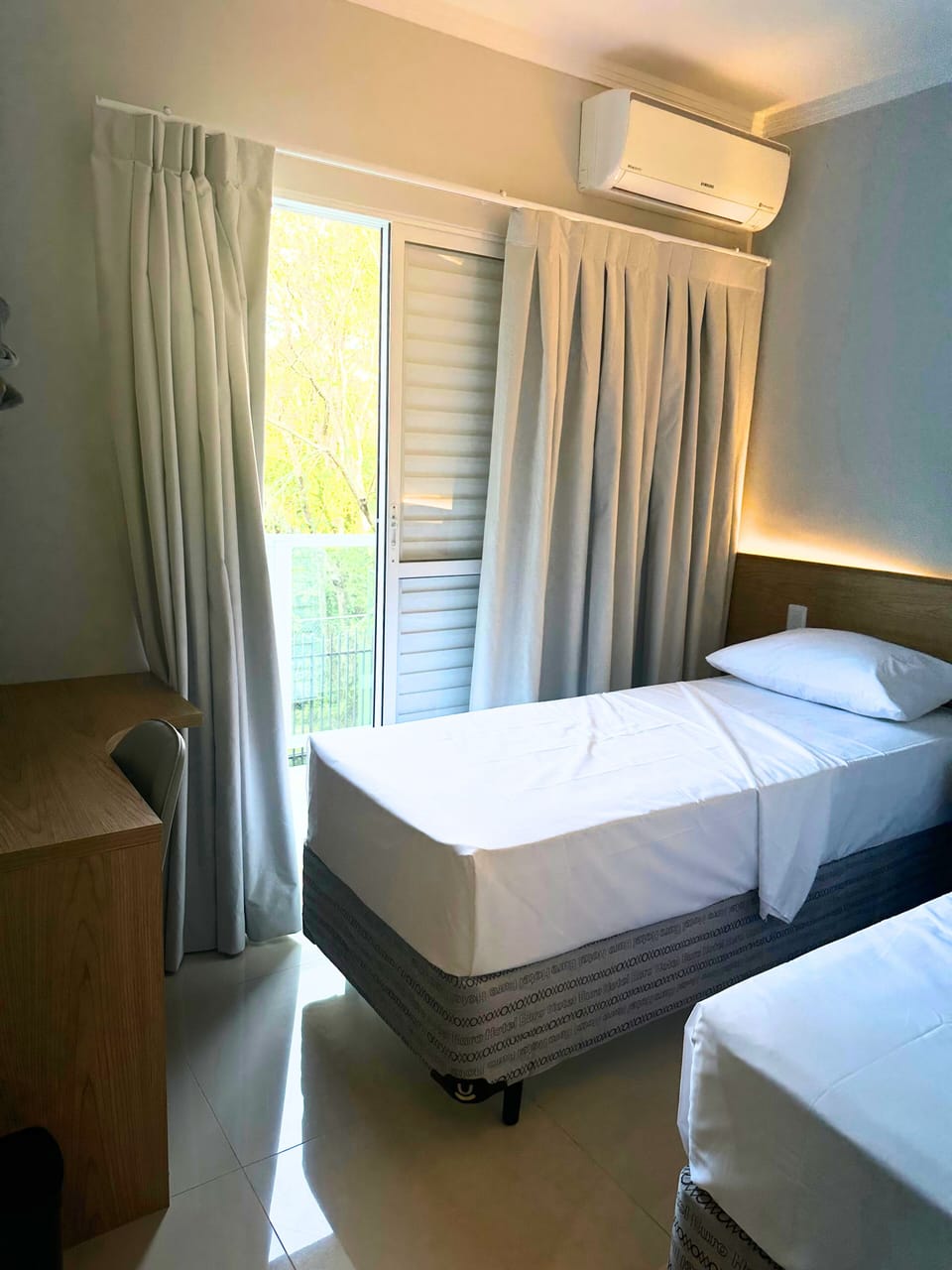 Luxury Twin Room, Balcony | Free WiFi
