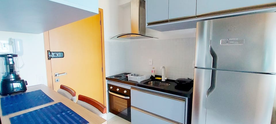 Basic Apartment | Private kitchen | Fridge, microwave, coffee/tea maker, cookware/dishes/utensils