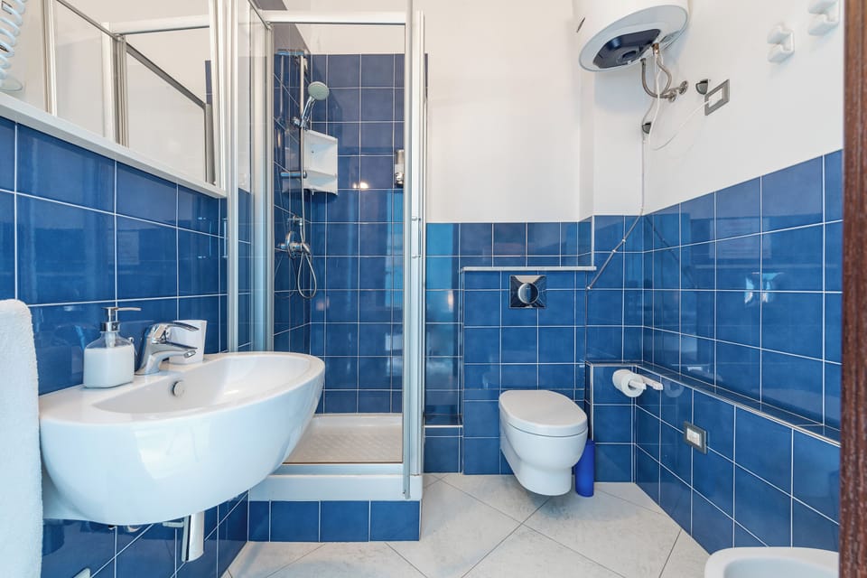 Classic Room, Balcony, City View | Bathroom | Bidet
