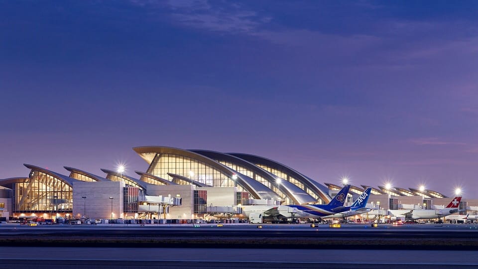 LAX