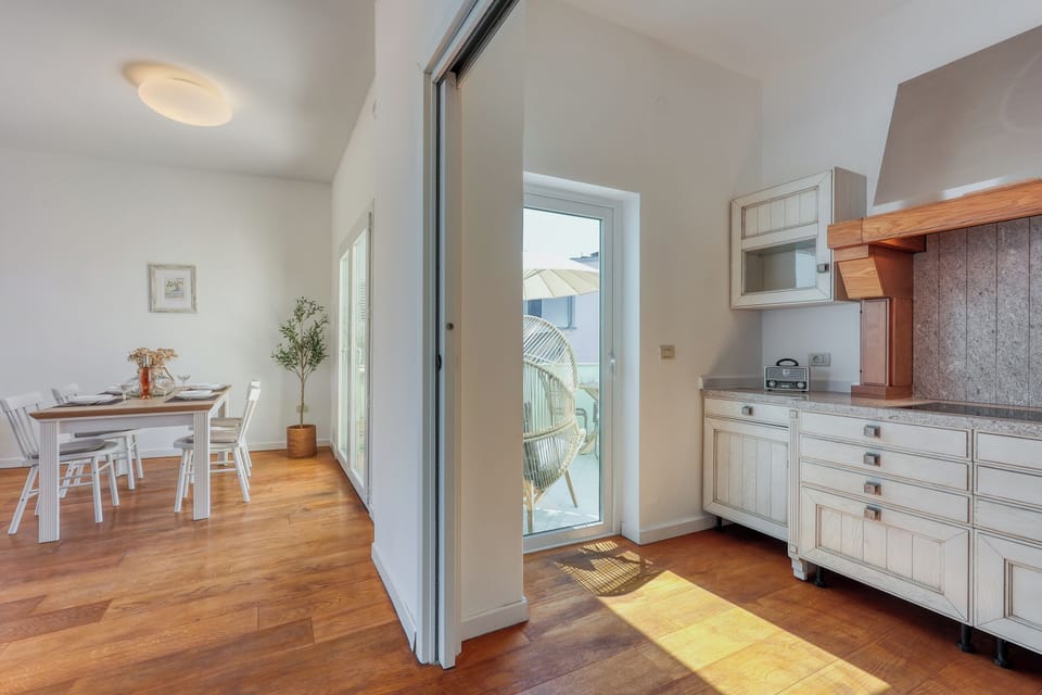 Kitchen and dining area