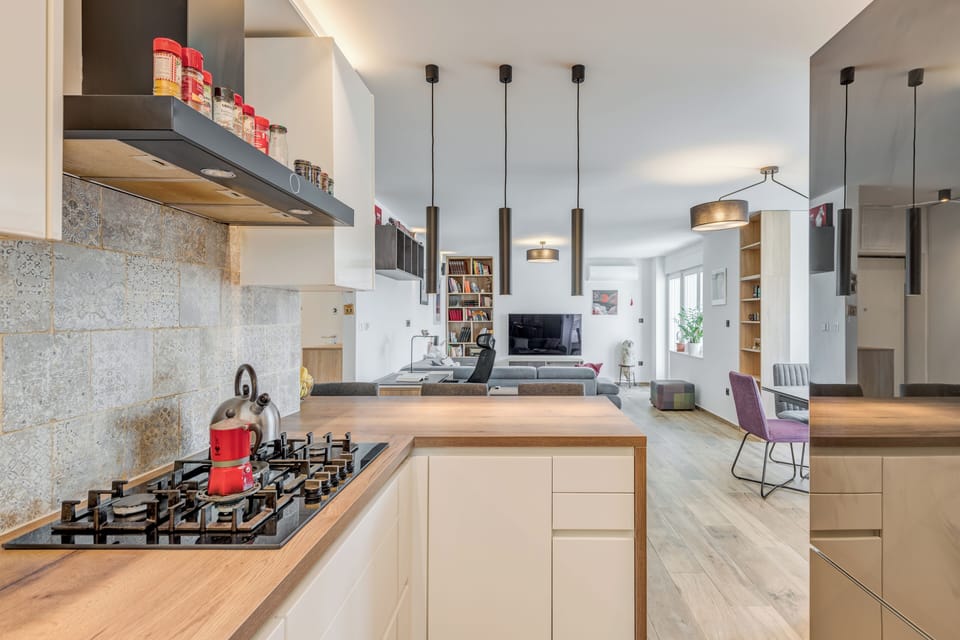 Apartment | Private kitchen | Fridge, oven, stovetop, dishwasher