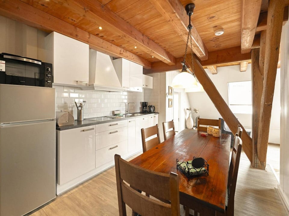 Apartment | Private kitchen | Highchair