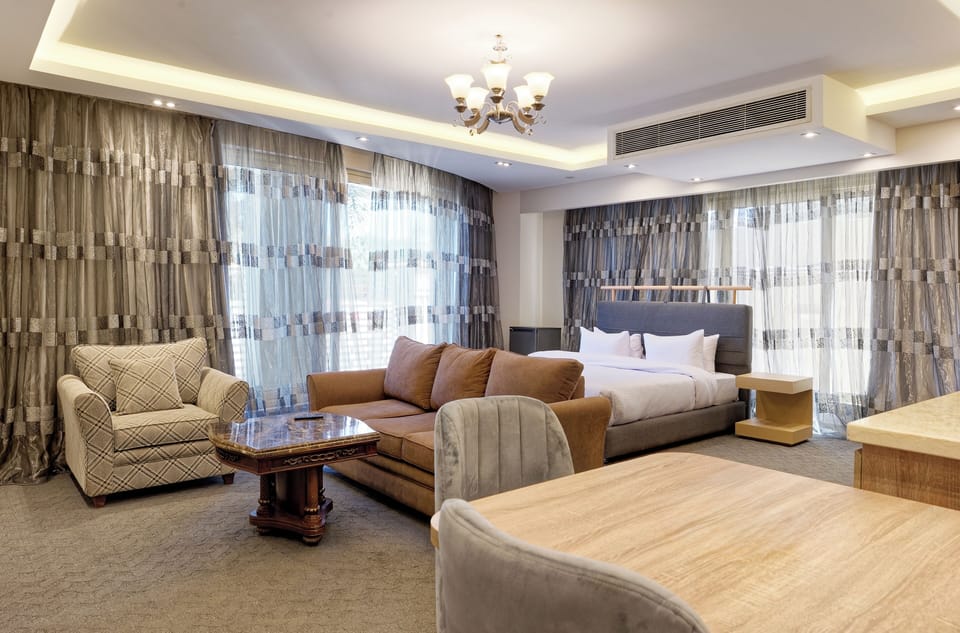Elite Studio | Living area