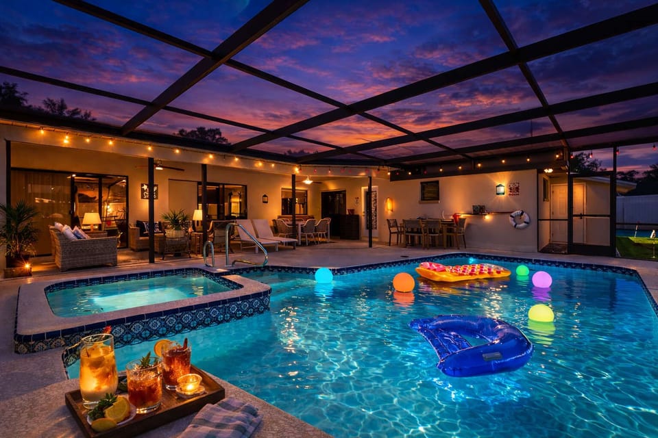 Pool & Hot Tub: A guest favorite for families 
Enjoy your own private pool and hot tub — making unforgettable vacation memories together