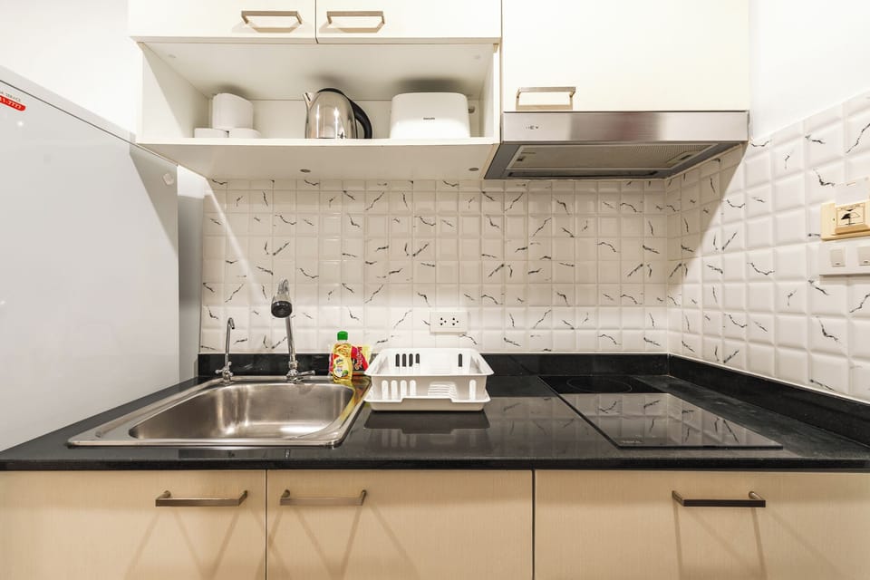 Apartment, Balcony | Private kitchen