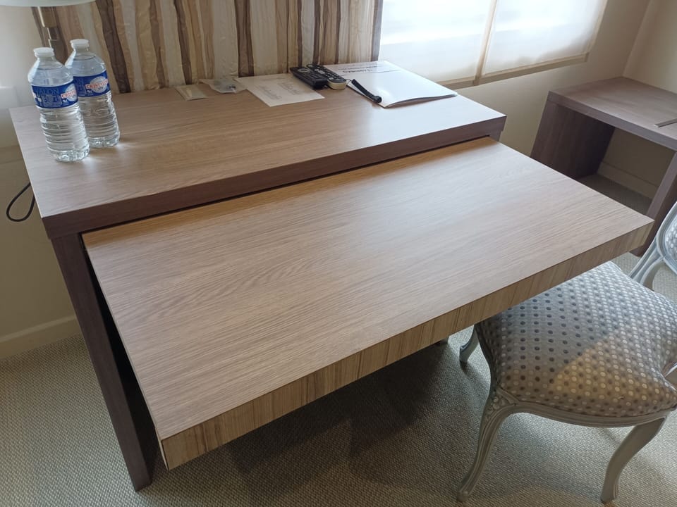 Premium Suite (1) | Interior