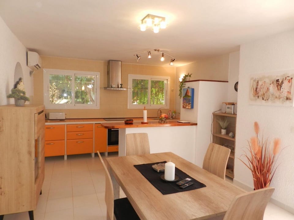 House | 1 bedroom