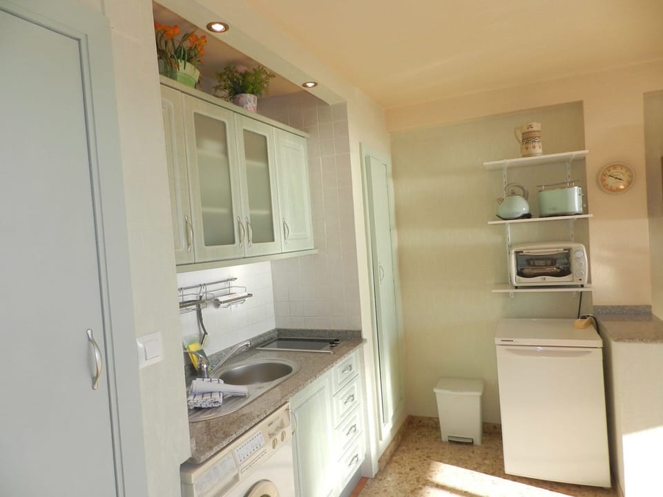 House | 1 bedroom