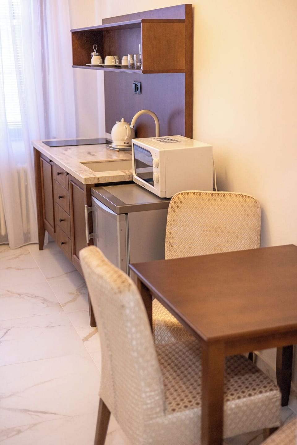 Premium Triple Room | Private kitchen