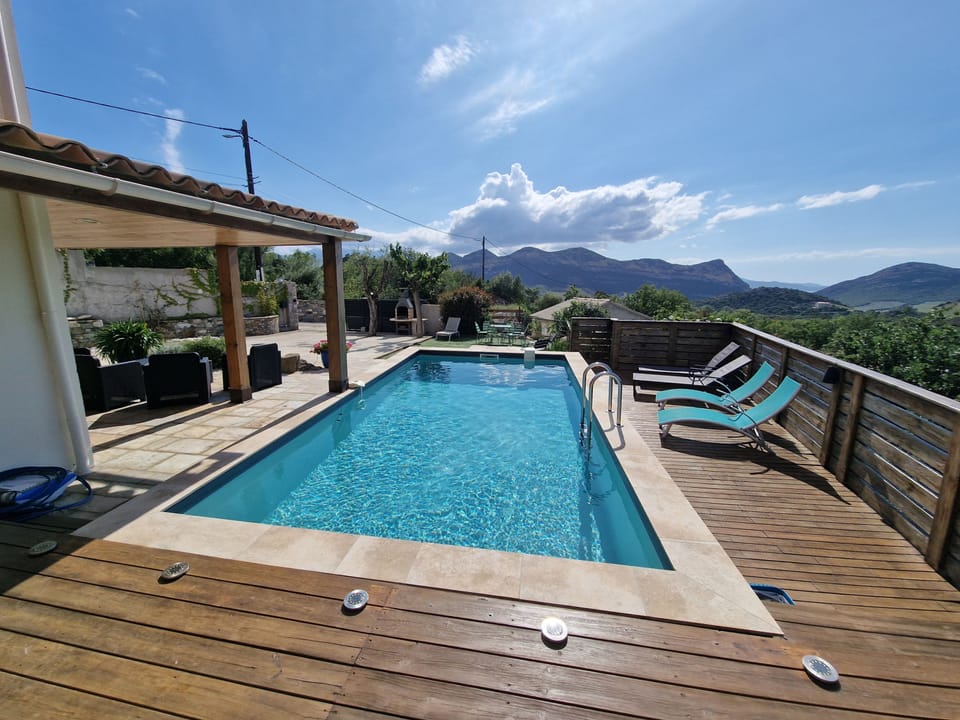 House, Smoking | 2 bedrooms