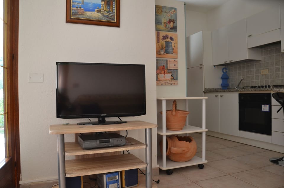 House, Smoking | 2 bedrooms