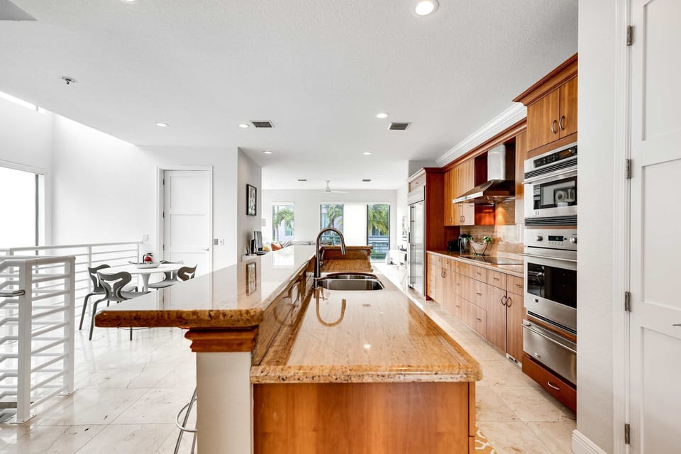 House | 4 bedrooms, high-speed internet