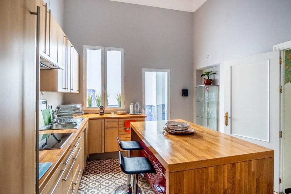 House | 6 bedrooms, Internet